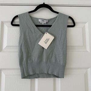 NWT Love Bonito Sweater Vest